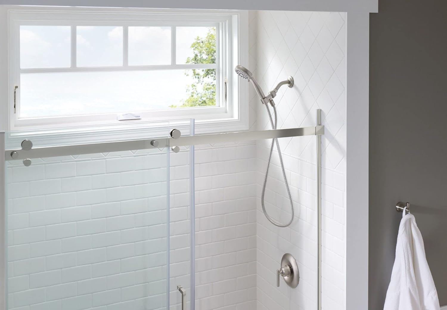 Moen 20091SRN Spot Resist Handheld Showerhead 5 Settings 25 GPM