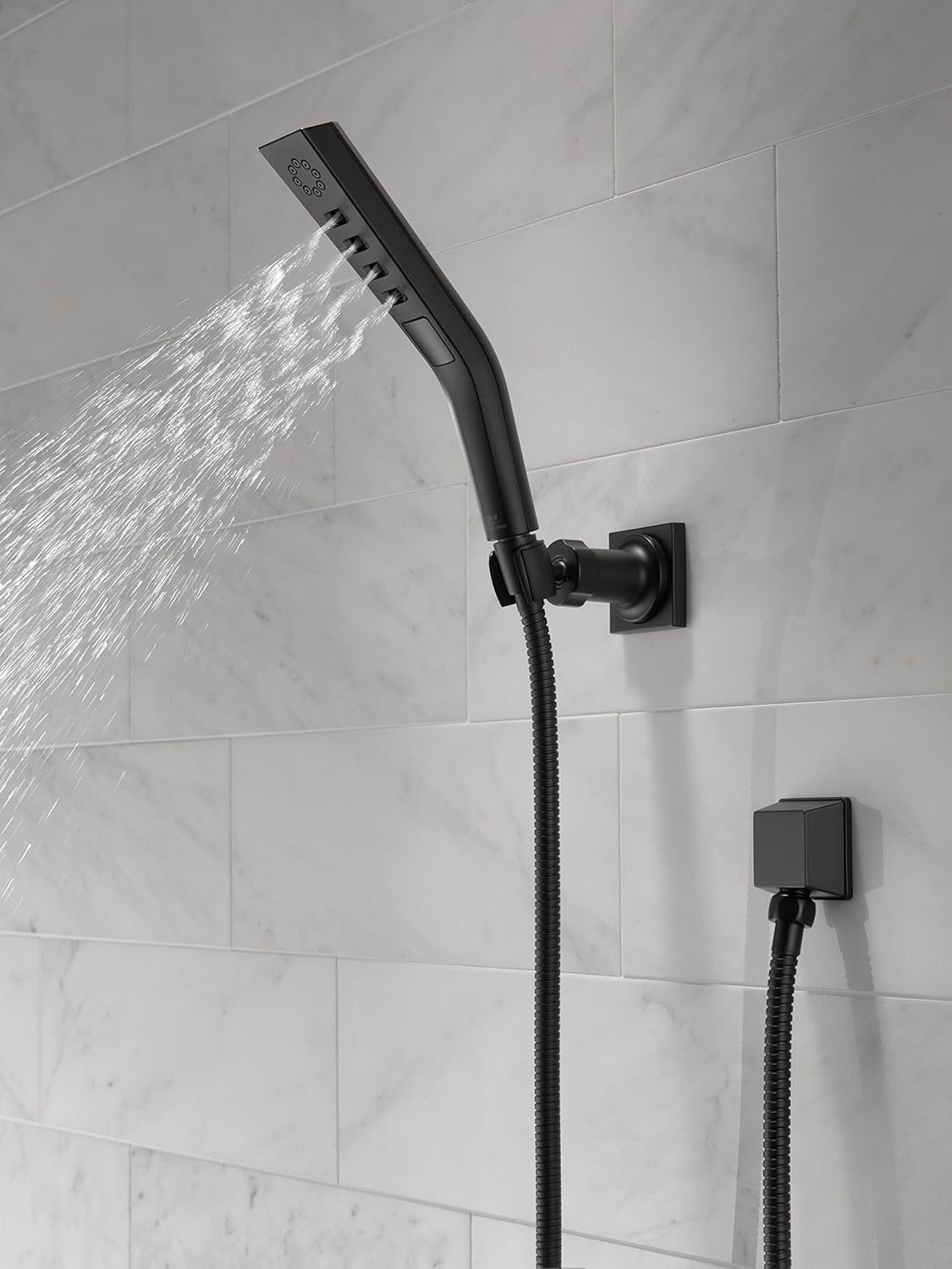 Delta Faucet 55799-BL H2Okinetic 3-Setting Hand Shower Matte Black 1